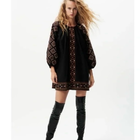Zara Dresses & Skirts - ZARA Embroidery Cotton Dress